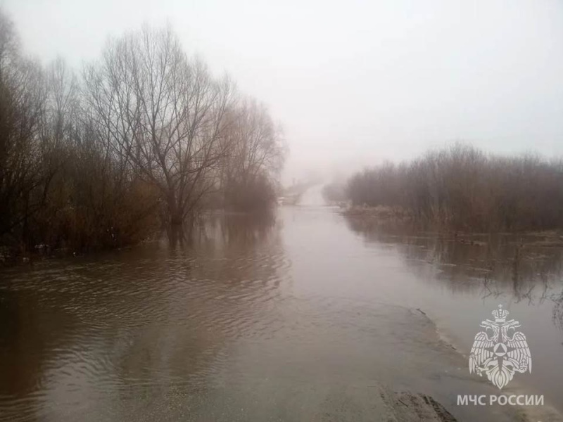 Затопление низководного автомобильного моста в Арзамасском м.о.