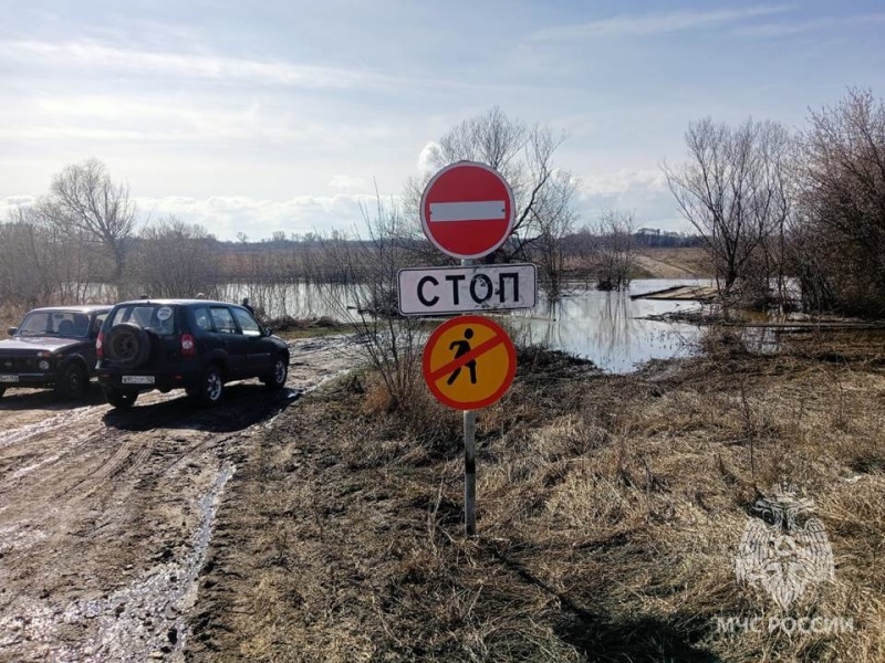 Затопление низководного автомобильного моста в Починковском м.о.