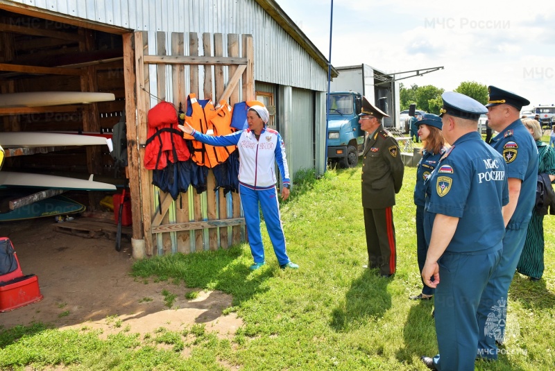 Председатель Поволжского совета ветеранов пожарных и спасателей Пётр Третьяков посетил с рабочим визитом Республику Мордовия