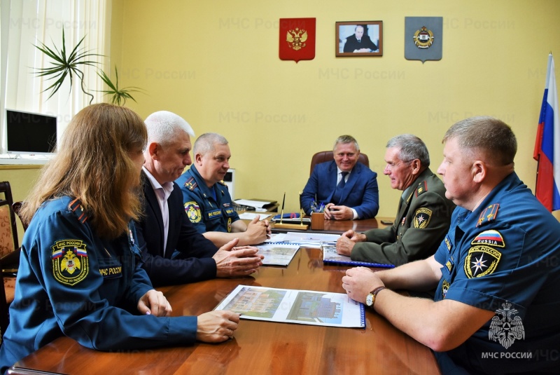 Председатель Поволжского совета ветеранов пожарных и спасателей Пётр Третьяков посетил с рабочим визитом Республику Мордовия