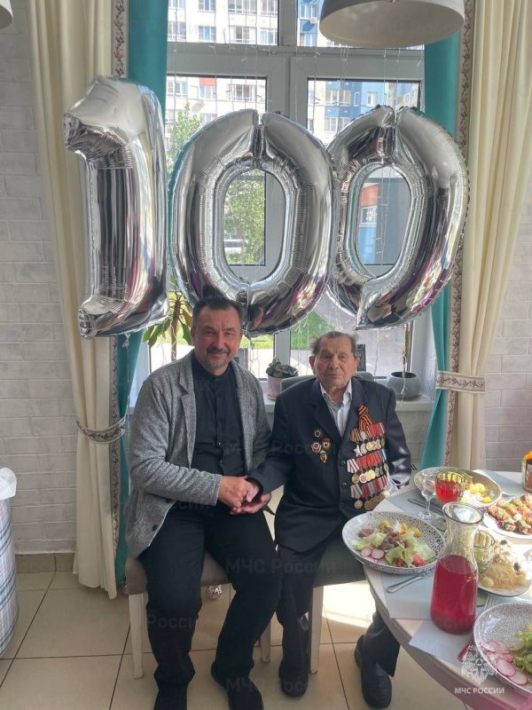 100 лет мужества, доблести и отваги!