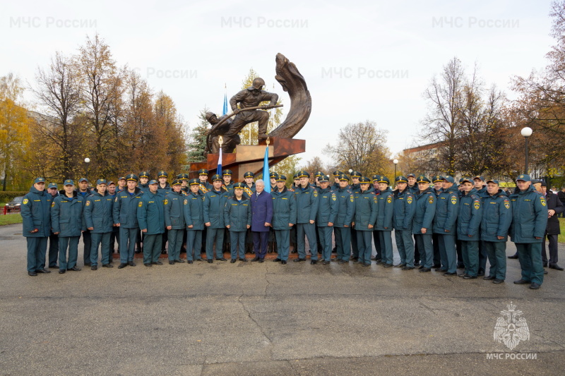 В г. Кстово торжественно открыт памятник «Спасающим жизни»