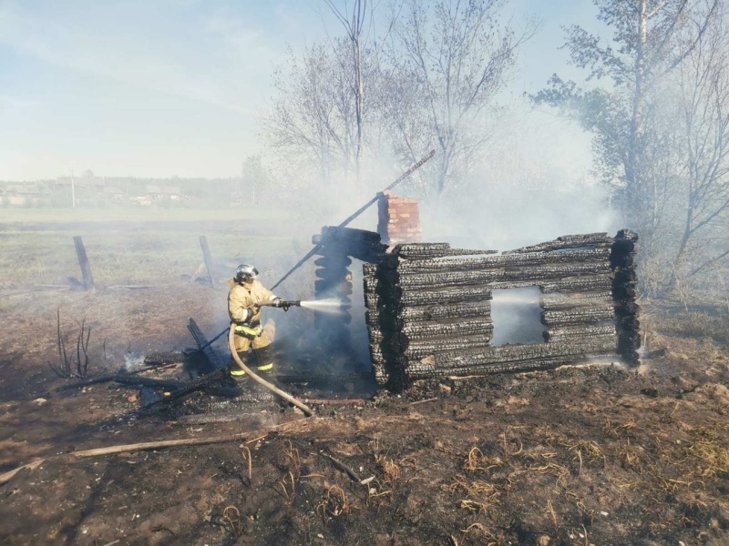 Пожарно-спасательные подразделения ликвидировали пожар в г.о. г. Шахунья