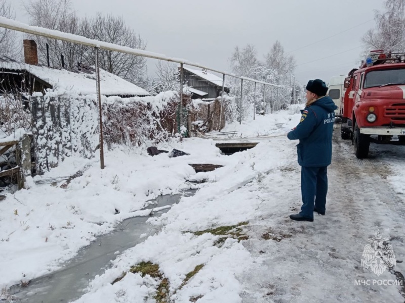 Пожарно-спасательные подразделения приняли участие в ликвидации пожара в г.о. г. Первомайск